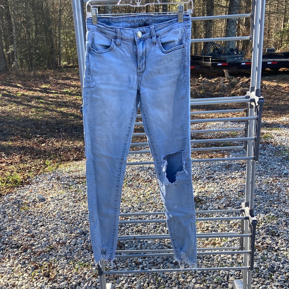 American Eagle Outfitters Light Blue Skinny Jeans